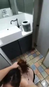 公厕母狗